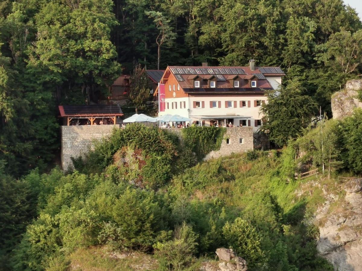 Naturfreundehaus Veilbronn Heiligenstadt in Oberfranken Esterno foto